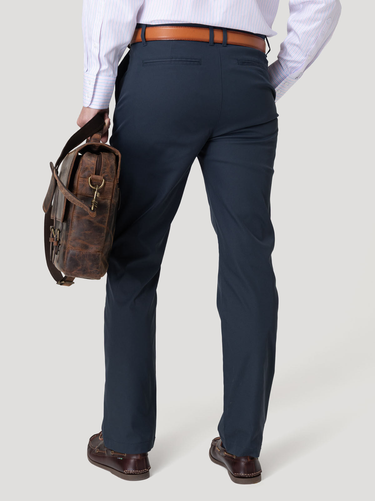 Pantalon Chino H Travel Navy Hombre 5