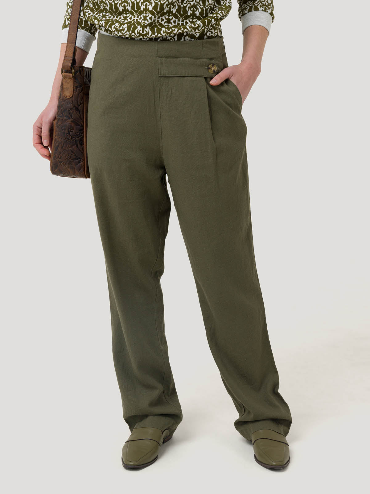 Pantalón M Danubio Lino Dark Olive Mujer 4