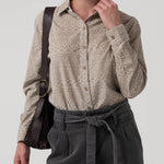 Camisa M/L M Genario Tawny Beige Mujer 4